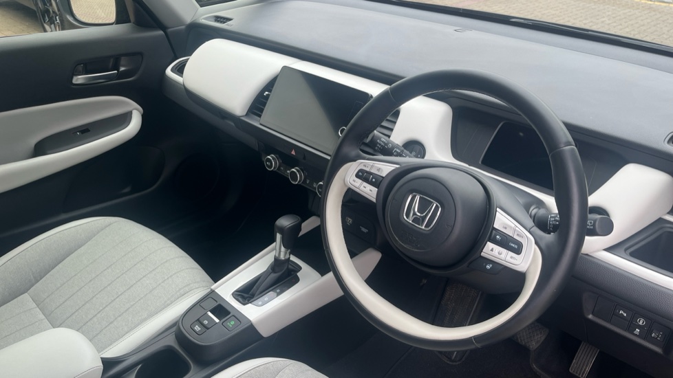 Honda Jazz 1.5 i-MMD Hybrid EX 5dr eCVT Hybrid Hatchback - Image 11