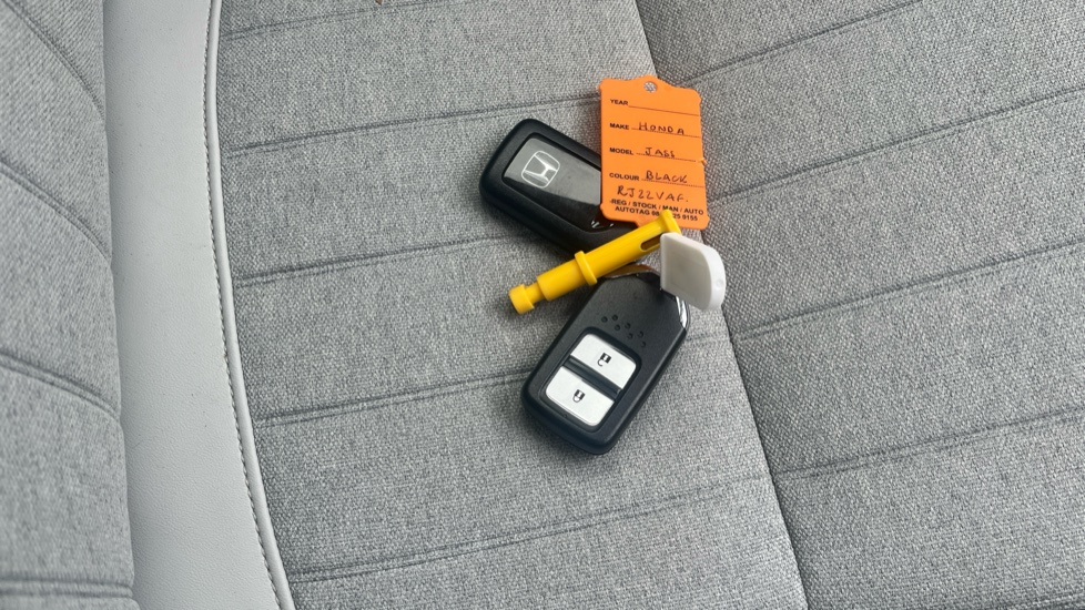 Honda Jazz 1.5 i-MMD Hybrid EX 5dr eCVT Hybrid Hatchback - Image 20