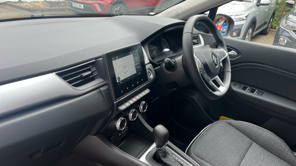 Renault Captur 1.6 E-Tech full hybrid 145 Techno 5dr Auto Hybrid Hatchback - Image 9