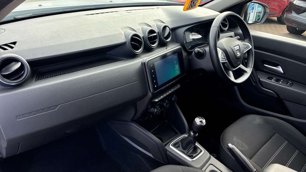 Dacia Duster 1.0 TCe 90 Comfort 5dr Petrol Estate - Image 8