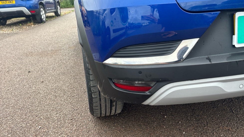 Renault Captur 1.3 TCE 140 SE Edition 5dr EDC Petrol Hatchback - Image 24
