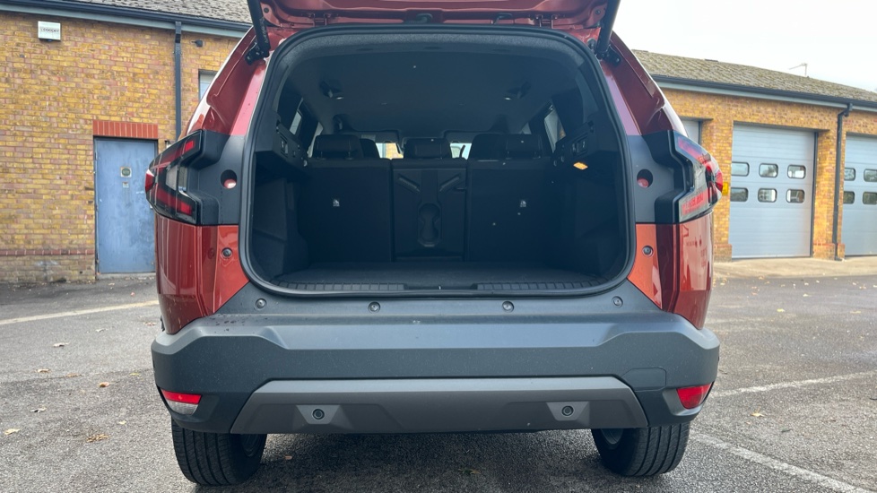 Dacia Bigster 1.8 Hybrid 155 Journey 5dr Auto Hybrid Estate - Image 4