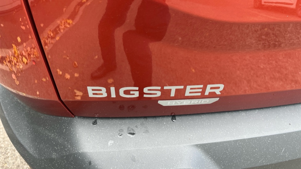 Dacia Bigster 1.8 Hybrid 155 Journey 5dr Auto Hybrid Estate - Image 45