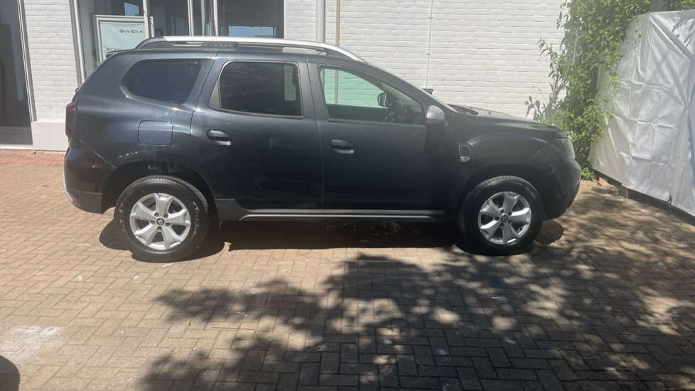 Dacia Duster 1.0 TCe 100 Comfort 5dr Petrol Estate - Image 39