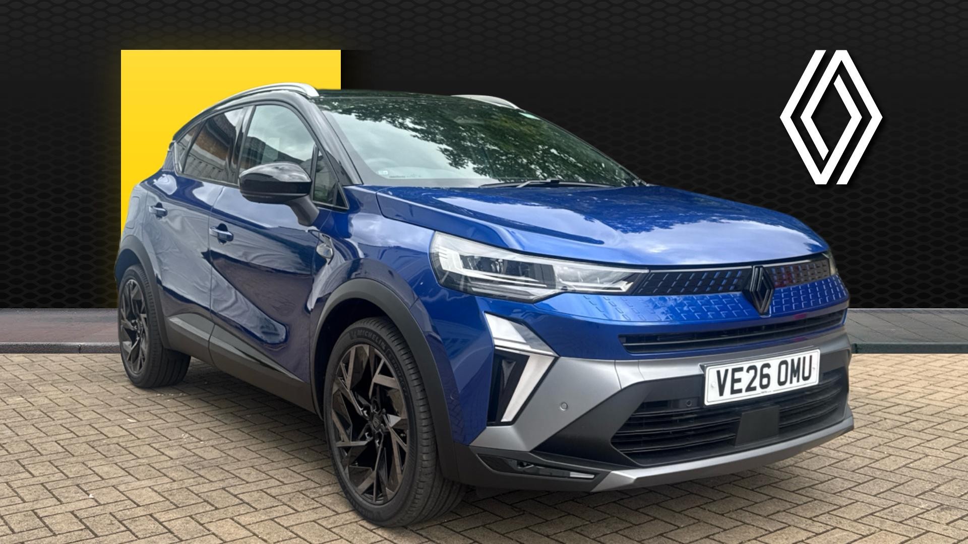 Renault Captur listing photo