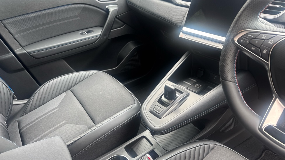 Renault Captur 1.8 E-Tech Full Hybrid 160 Esprit Alpine 5dr Auto Hybrid Hatchback - Image 14
