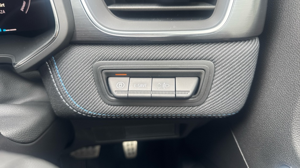 Renault Captur 1.8 E-Tech Full Hybrid 160 Esprit Alpine 5dr Auto Hybrid Hatchback - Image 25