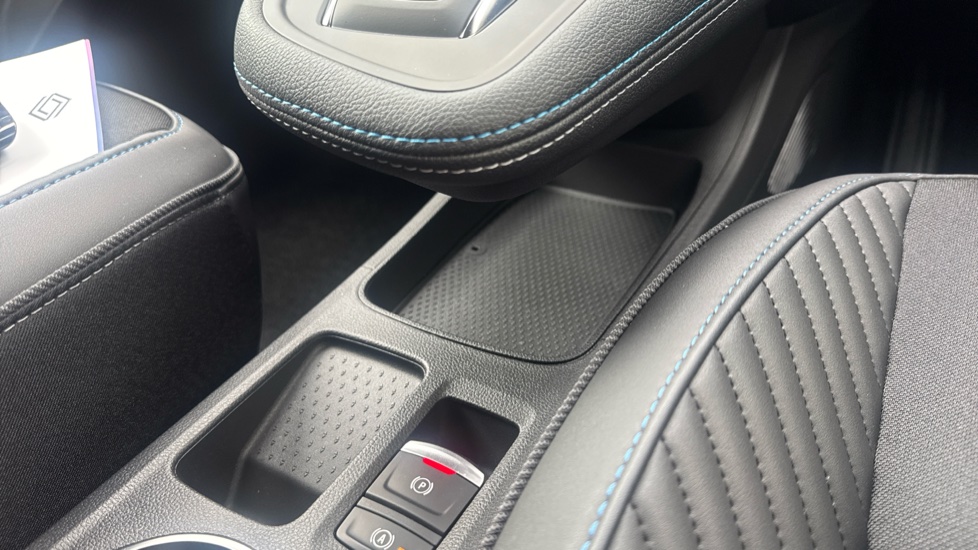 Renault Captur 1.8 E-Tech Full Hybrid 160 Esprit Alpine 5dr Auto Hybrid Hatchback - Image 31