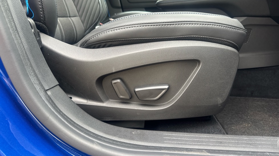 Renault Captur 1.8 E-Tech Full Hybrid 160 Esprit Alpine 5dr Auto Hybrid Hatchback - Image 35
