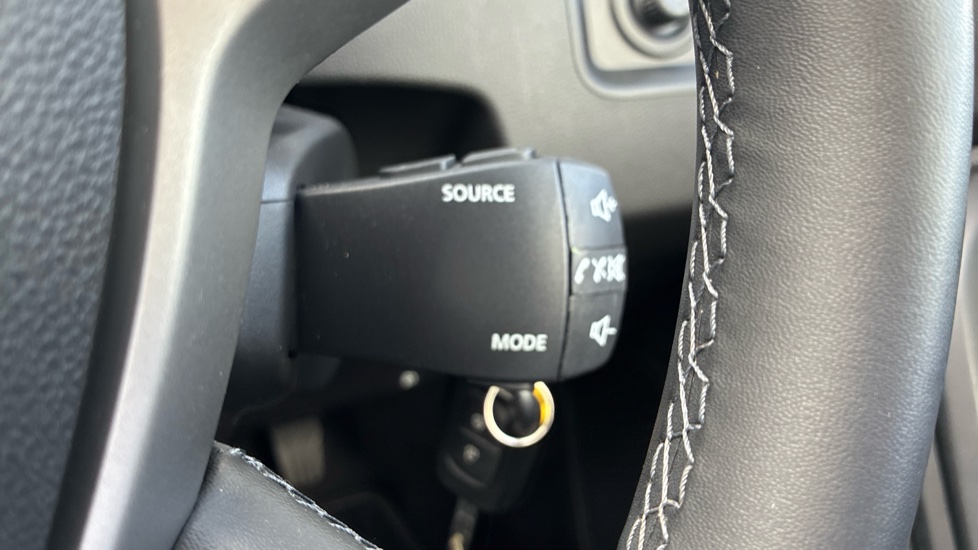 Dacia Duster 1.0 TCe 90 Expression 5dr Petrol Estate - Image 25