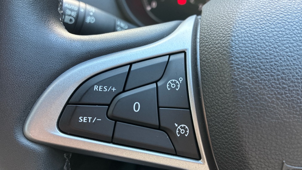 Dacia Duster 1.3 TCe 130 Extreme 5dr Petrol Estate - Image 34