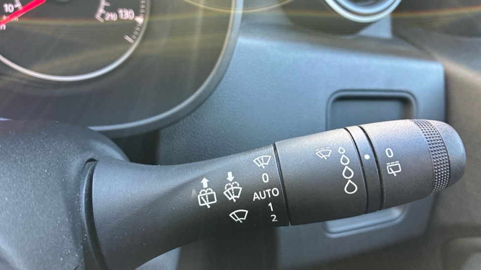Dacia Duster 1.3 TCe 130 Extreme 5dr Petrol Estate - Image 37