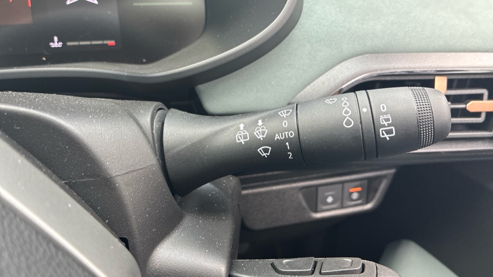 Dacia Sandero Stepway 1.0 TCe Extreme 5dr Petrol Hatchback - Image 28