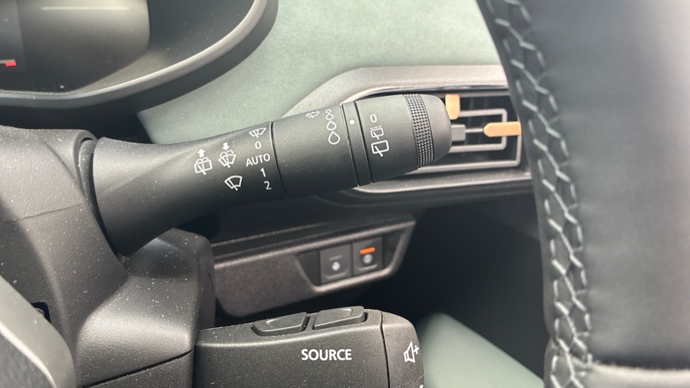 Dacia Sandero Stepway 1.0 TCe Extreme 5dr Petrol Hatchback - Image 37