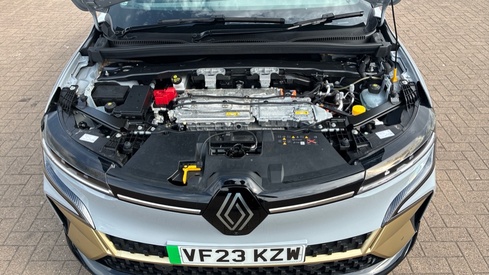 Renault Megane E-Tech EV60 160kW Launch Edition 60kWh OC 5dr Auto Electric Hatchback - Image 8