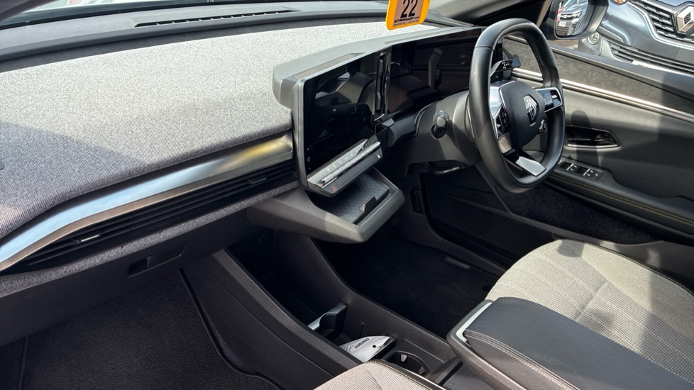 Renault Megane E-Tech EV60 160kW Launch Edition 60kWh OC 5dr Auto Electric Hatchback - Image 9