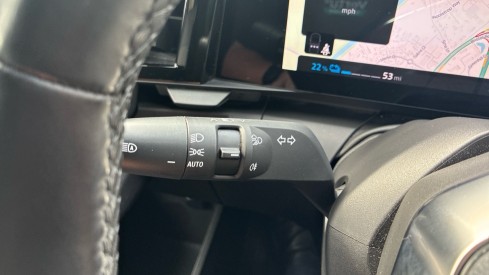 Renault Megane E-Tech EV60 160kW Launch Edition 60kWh OC 5dr Auto Electric Hatchback - Image 38