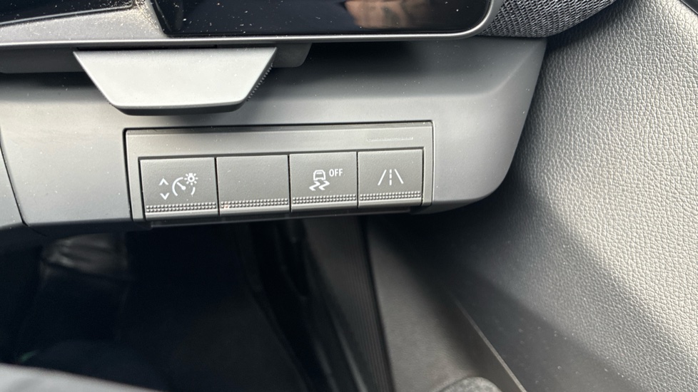 Renault Megane E-Tech EV60 160kW Launch Edition 60kWh OC 5dr Auto Electric Hatchback - Image 45