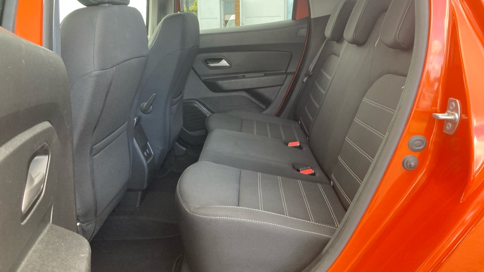 Dacia Duster 1.3 TCe 150 Journey 5dr EDC Petrol Estate - Image 16