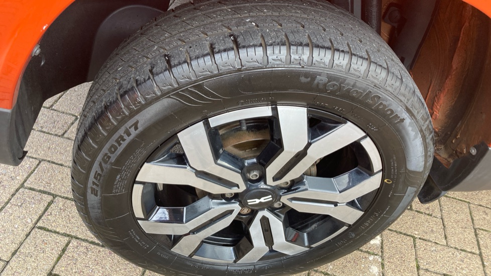 Dacia Duster 1.3 TCe 150 Journey 5dr EDC Petrol Estate - Image 37