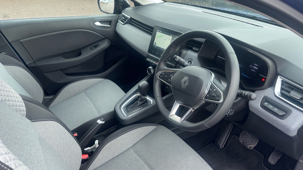 Renault Clio 1.6 E-TECH full hybrid 145 Evolution 5dr Auto Hybrid Hatchback - Image 11