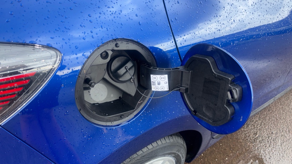 Renault Clio 1.6 E-TECH full hybrid 145 Evolution 5dr Auto Hybrid Hatchback - Image 23