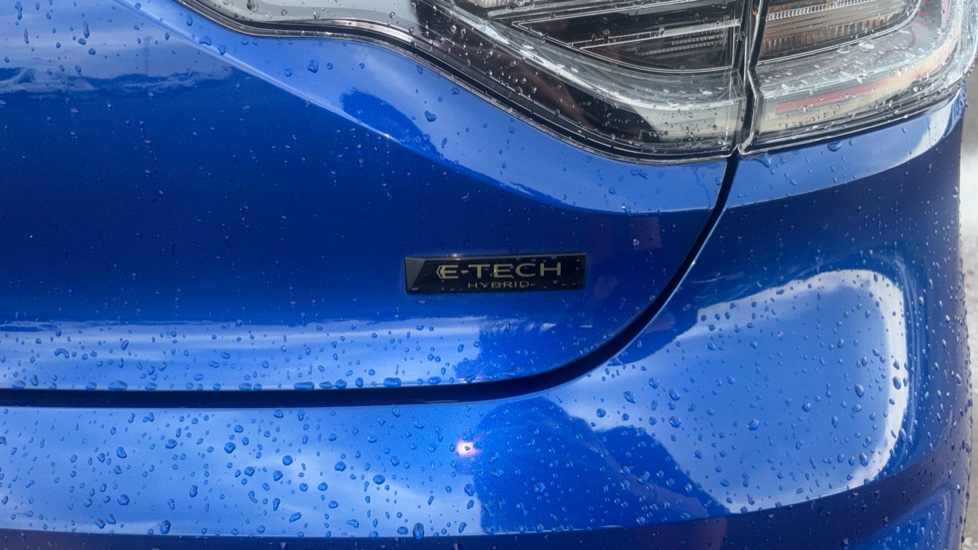 Renault Clio 1.6 E-TECH full hybrid 145 Evolution 5dr Auto Hybrid Hatchback - Image 25