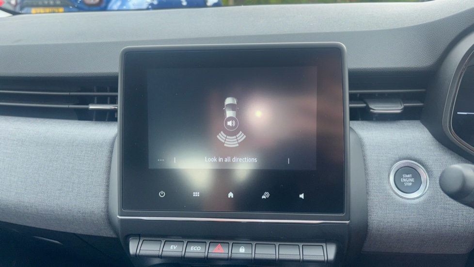 Renault Clio 1.6 E-TECH full hybrid 145 Evolution 5dr Auto Hybrid Hatchback - Image 29