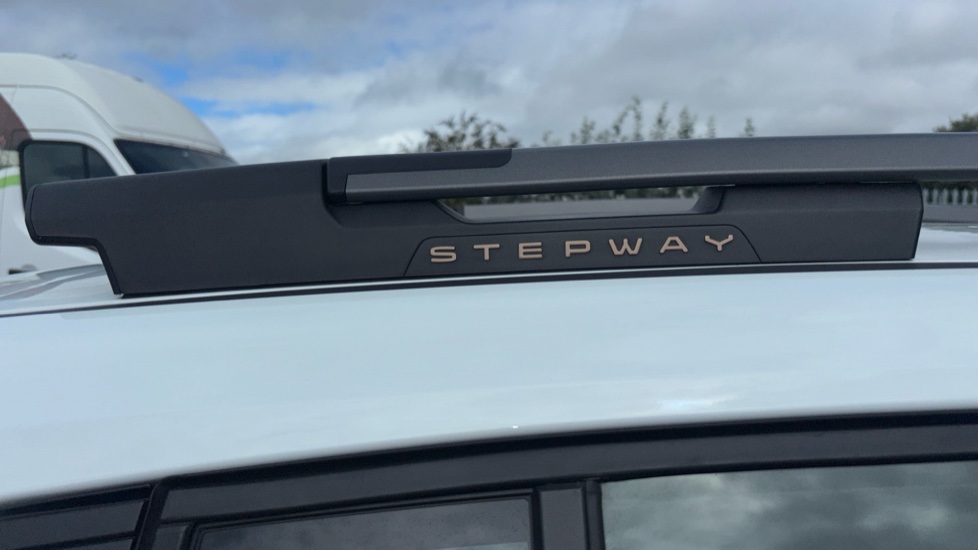 Dacia Sandero Stepway 1.0 TCe Extreme 5dr Petrol Hatchback - Image 25
