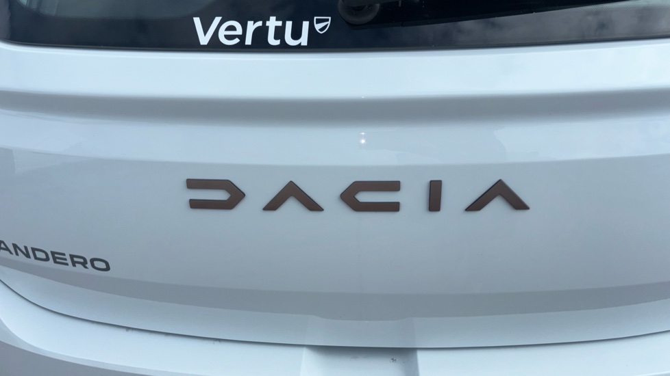 Dacia Sandero Stepway 1.0 TCe Extreme 5dr Petrol Hatchback - Image 28