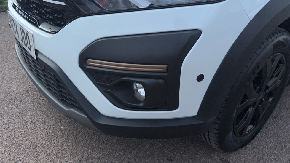 Dacia Sandero Stepway 1.0 TCe Extreme 5dr Petrol Hatchback - Image 30