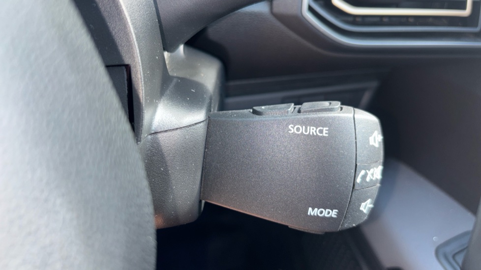 Dacia Sandero Stepway 1.0 TCe Extreme 5dr Petrol Hatchback - Image 35