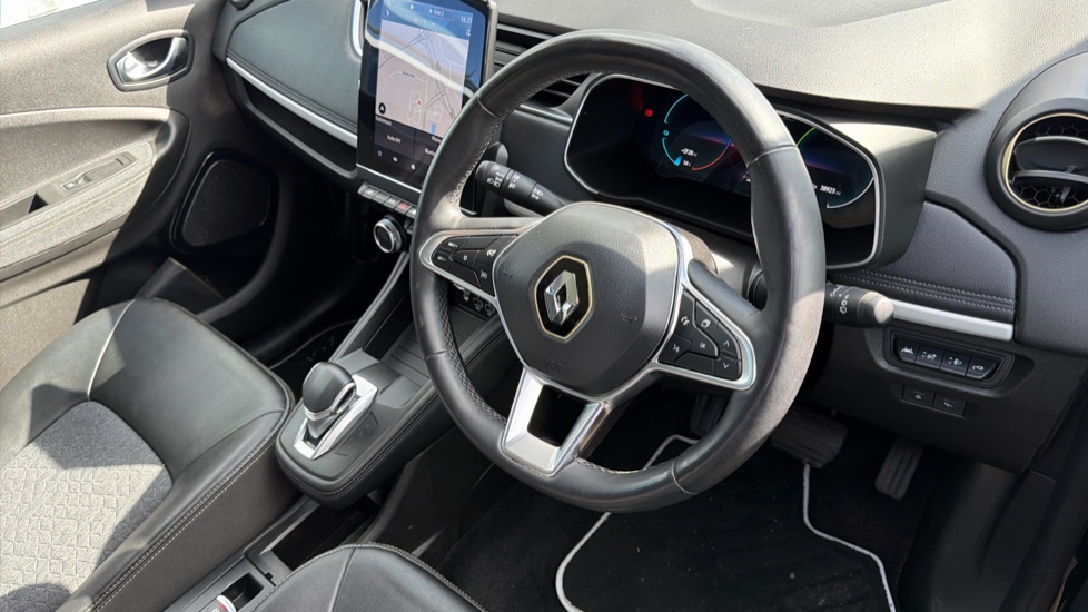 Renault Zoe 100kW Iconic R135 50kWh Boost Charge 5dr Auto Electric Hatchback - Image 11