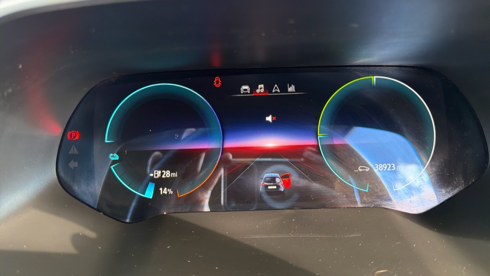 Renault Zoe 100kW Iconic R135 50kWh Boost Charge 5dr Auto Electric Hatchback - Image 18