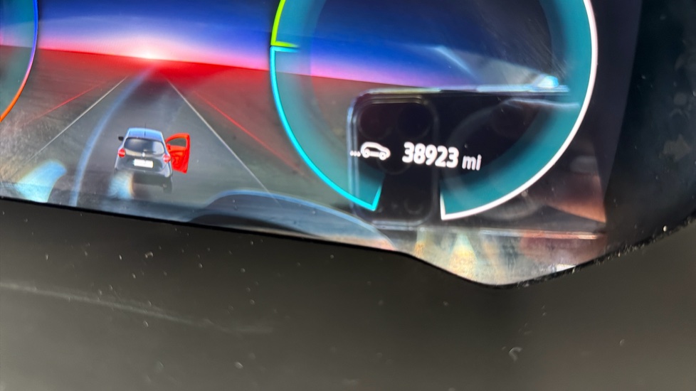 Renault Zoe 100kW Iconic R135 50kWh Boost Charge 5dr Auto Electric Hatchback - Image 34