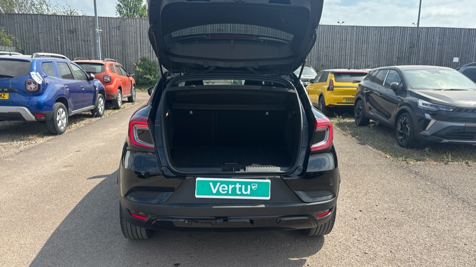 Renault Captur 1.0 TCE 90 Rive Gauche 5dr Petrol Hatchback - Image 4