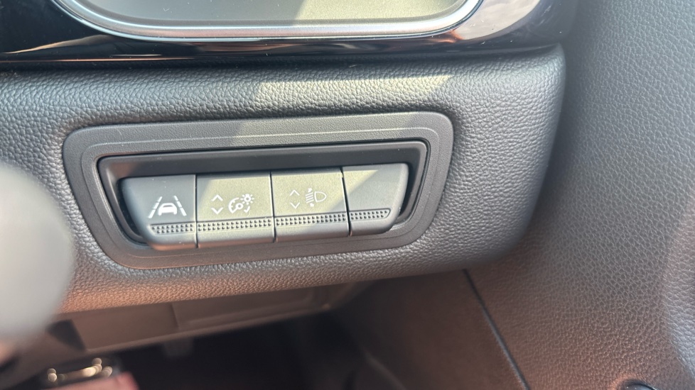 Renault Captur 1.0 TCE 90 Rive Gauche 5dr Petrol Hatchback - Image 36