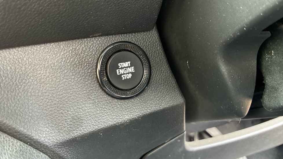 Dacia Sandero Stepway 1.0 TCe Prestige 5dr Petrol Hatchback - Image 30