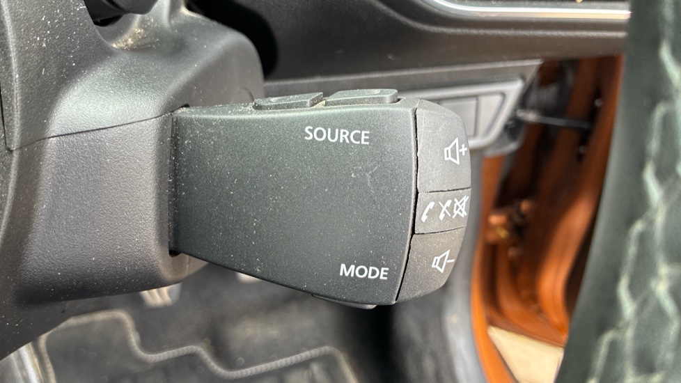 Dacia Sandero Stepway 1.0 TCe Prestige 5dr Petrol Hatchback - Image 33