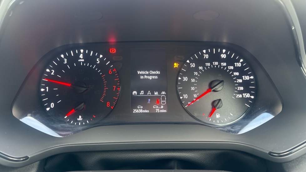 Renault Captur 1.0 TCE 90 Evolution 5dr Petrol Hatchback - Image 18