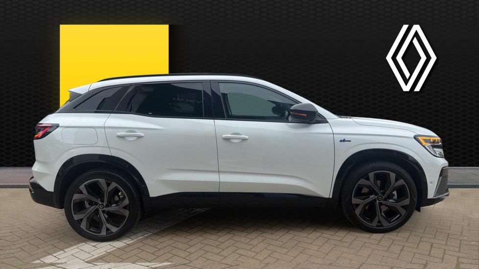 Renault Austral E-Tech FHEV Techno Esprit Alpine 5dr Auto Hybrid Estate - Image 5