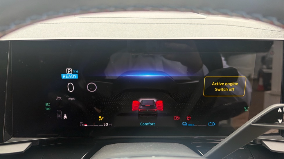 Renault Austral E-Tech FHEV Techno Esprit Alpine 5dr Auto Hybrid Estate - Image 18