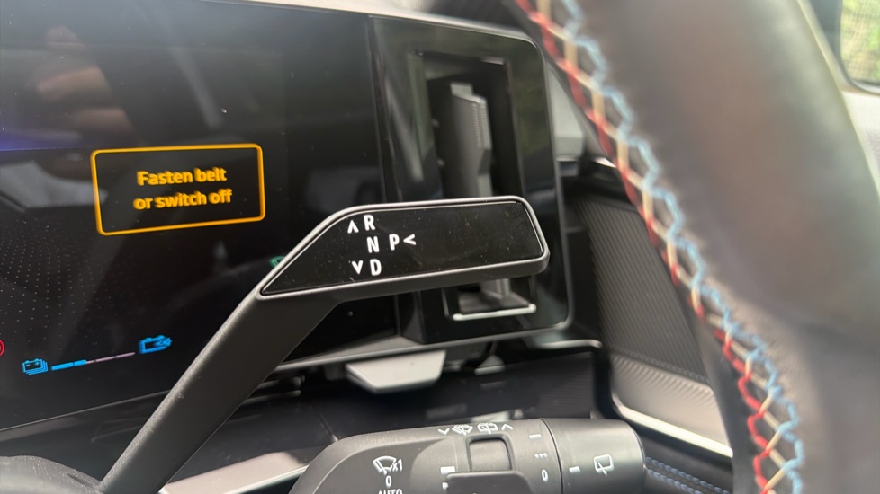 Renault Austral E-Tech FHEV Techno Esprit Alpine 5dr Auto Hybrid Estate - Image 22