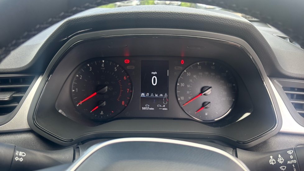 Renault Captur 1.0 TCE 90 Evolution 5dr Petrol Hatchback - Image 18