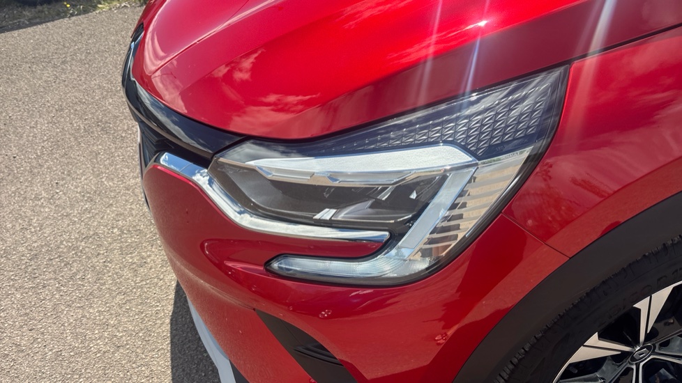 Renault Captur 1.0 TCE 90 Evolution 5dr Petrol Hatchback - Image 43