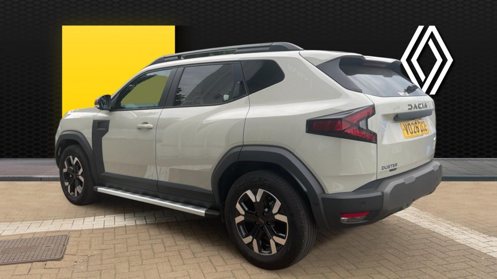 Dacia Duster 1.6 Hybrid 140 Extreme 5dr Auto Hybrid Estate - Image 2