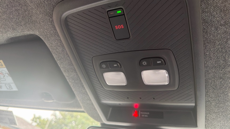 Dacia Duster 1.6 Hybrid 140 Extreme 5dr Auto Hybrid Estate - Image 31