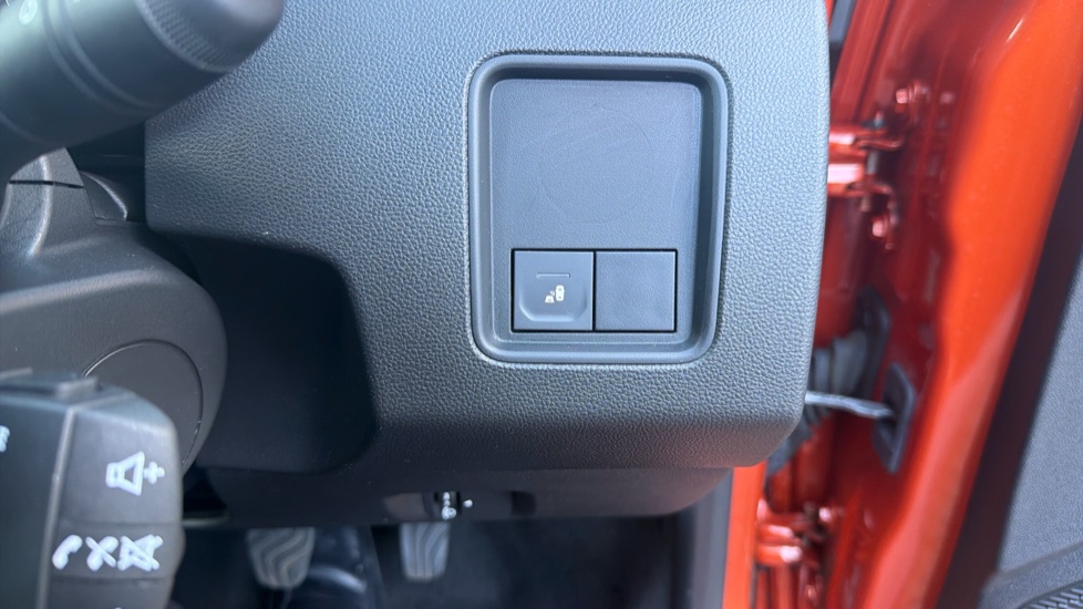 Dacia Duster 1.0 TCe 90 Journey 5dr Petrol Estate - Image 25