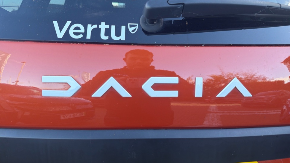 Dacia Duster 1.0 TCe 90 Journey 5dr Petrol Estate - Image 37