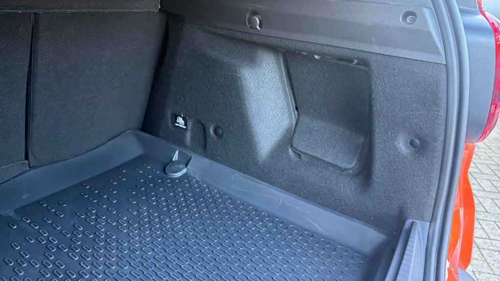 Dacia Duster 1.0 TCe 90 Journey 5dr Petrol Estate - Image 39